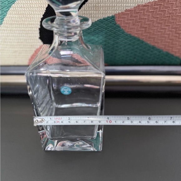 TIFFANY CRYSTAL DECANTER- made Italy. Great wedding gift!! - Picture 4 of 5